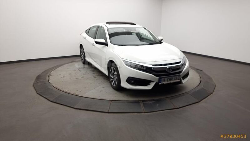 Galeriden Honda Civic 1.6i VTEC Executive 2019 Model Muğla 33.000 km Beyaz