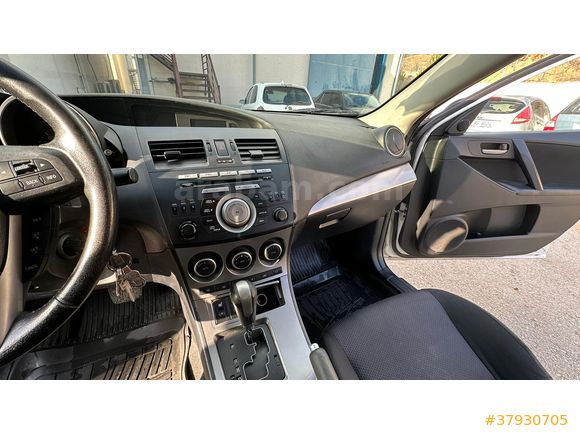 Mazda 3 2011 Impressive Otomatik