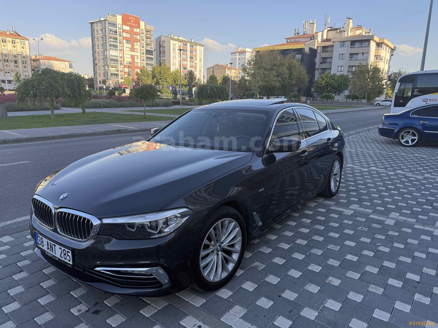 SAHİBİNDEN BMW 5 SERİSİ 520İ LUXURY LİNE 2018 MODEL