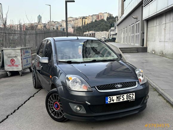 Sahibinden Ford Fiesta 1.4 TDCi Comfort 2006 Model  237.500 km Füme