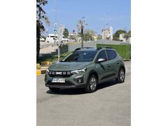 Sahibinden Dacia Sandero Stepway 1.0 Tce Expression 2022 Model  15.000 km Yeşil (metalik)