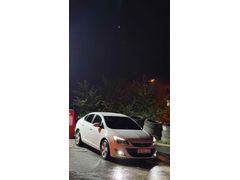 Sahibinden Opel Astra 1.4 T Sport 2013 Model  175.000 km Beyaz