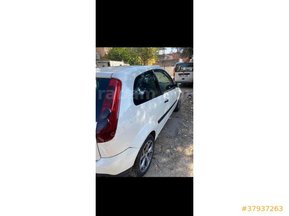 Son fiyat Sahibinden Ford Fiesta Van 1.4 TDCi 2006 Model