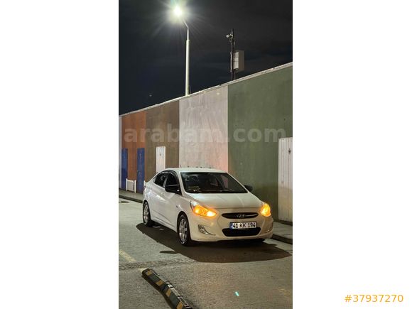 Sahibinden Hyundai Accent Blue 1.6 CRDI Mode Plus 2015 Model 