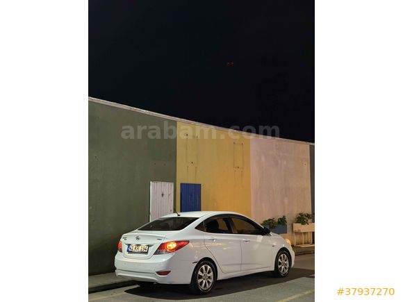 Sahibinden Hyundai Accent Blue 1.6 CRDI Mode Plus 2015 Model 
