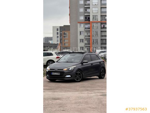 Sahibinden Hyundai i20 1.4 CRDi Elite 2015 Model 