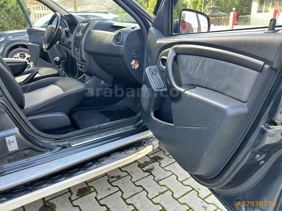 DACIA DUSTER 1.5 DCİ 4x2 LAURETTE 141.000 KİLOMETRE 