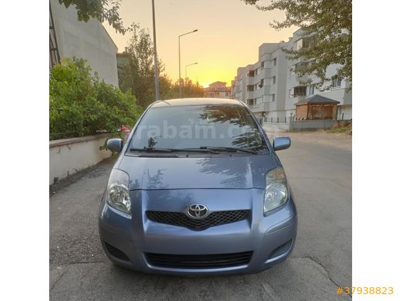 2.Sahibinden 2010 Model Yaris Terra Sporty