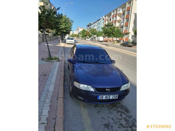 Sahibinden Opel Vectra 2.5 CDX 1996 Model