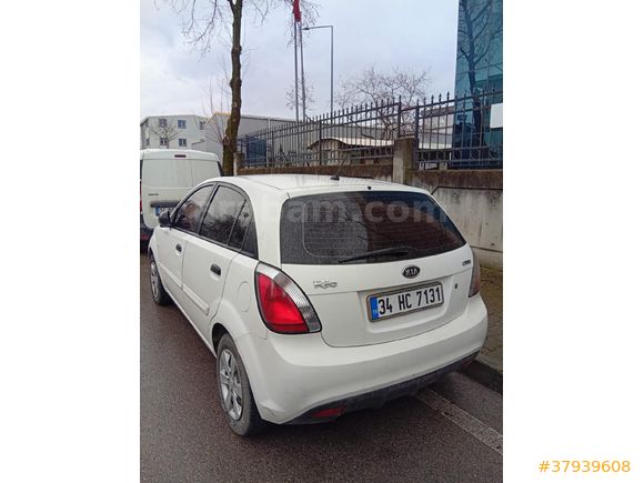 Sahibinden Kia Rio 1.5 CRDi Trend 2011 Model