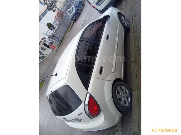 Sahibinden Kia Rio 1.5 CRDi Trend 2011 Model