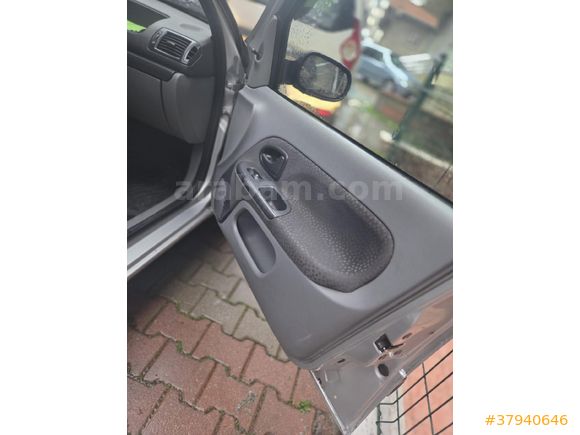 Sahibinden Renault Clio 1.5 dCi Alize 2007 Model  183.150 km Gri