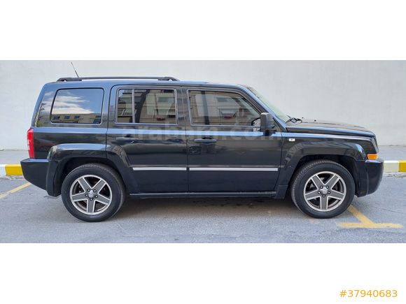 SAHİBİNDEN KAZASIZ DEĞİŞENSİZ 4X4 JEEP PATRIOT 2009 MODEL