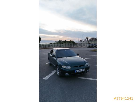 Sahibinden Hyundai Accent 1.5 GLS 2000 Model  209.000 km Yeşil