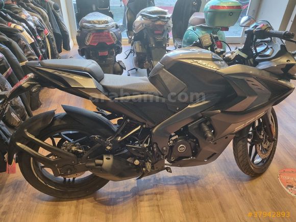 Sahibinden Bajaj Pulsar 200 RS