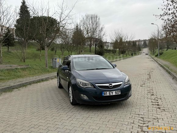 Sahibinden DEĞİŞENSİZ Opel Astra 1.3 CDTI Cosmo 2012 Model 