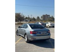 Sahibinden Skoda SuperB 1.6 TDI Prestige 2018 Model Hatay/Antakya  Gri