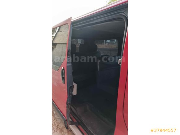 Sahibinden Renault Trafic 2.0 DCI Grand Confort 2012 Model 