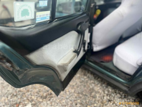 ZEVK OTO GALERİDEN  DOĞAN SLX 