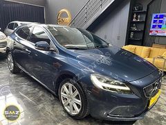 SMZ MOTORS 2018 VOLVO V40 59.000KM CAM TAVAN K.K12 TAKSİT