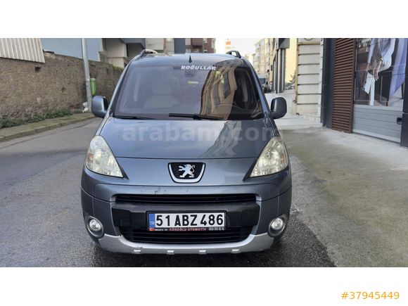 Sahibinden Peugeot Partner 1.6 HDI Premium Pack K. KARTI ÇEKİLİR 