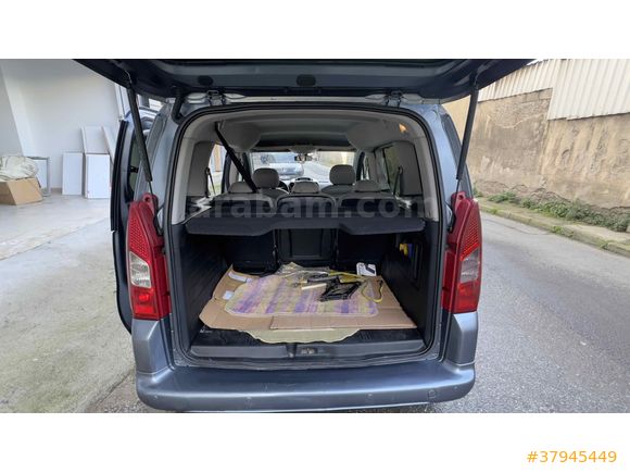 Sahibinden Peugeot Partner 1.6 HDI Premium Pack K. KARTI ÇEKİLİR 