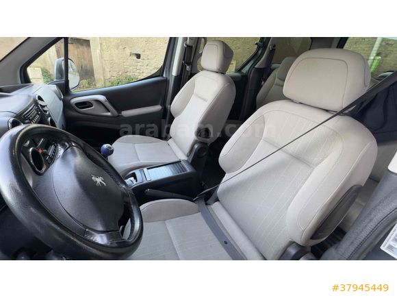 Sahibinden Peugeot Partner 1.6 HDI Premium Pack K. KARTI ÇEKİLİR 