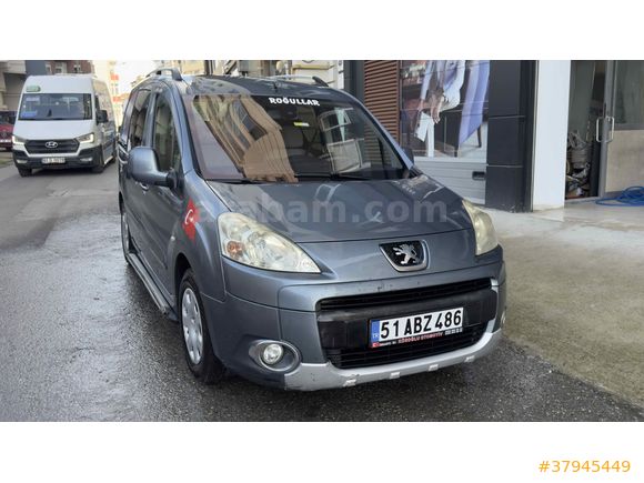 Sahibinden Peugeot Partner 1.6 HDI Premium Pack K. KARTI ÇEKİLİR 