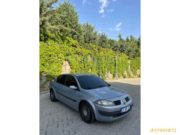 Sahibinden Renault Megane 1.6 Authentique 2004 Model  305.000 km Füme