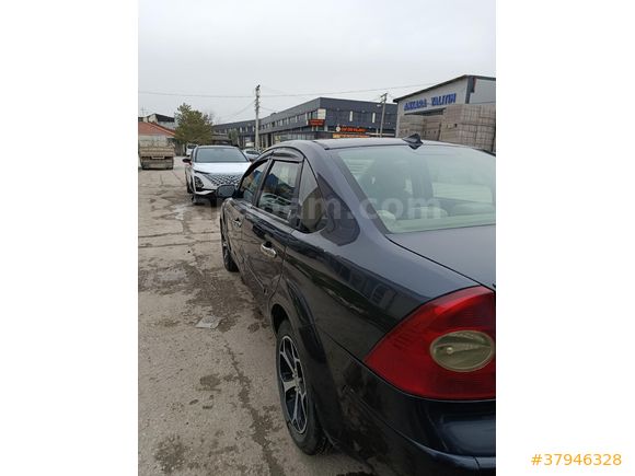 Sahibinden Ford Focus 1.6 TDCi Ghia 2006 Model