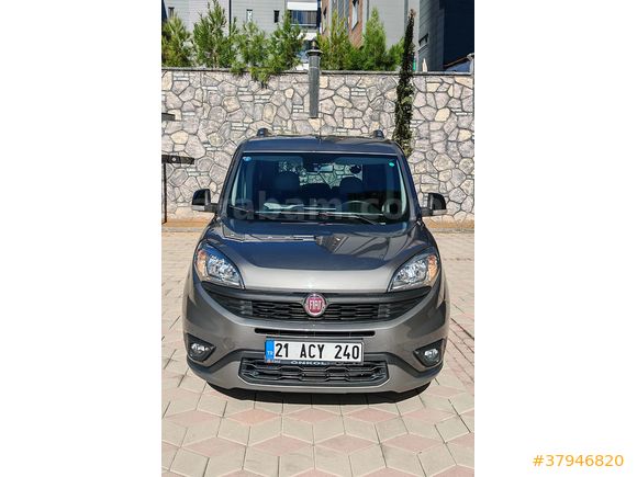 Sahibinden Fiat Doblo Combi 1.6 Multijet Trekking 2022 Model 