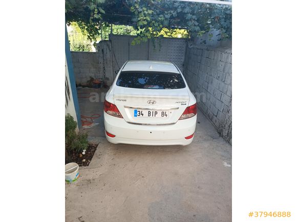Sahibinden Hyundai Accent Blue 1.4 CVVT Mode 2011 Model