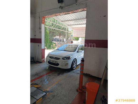 Sahibinden Hyundai Accent Blue 1.4 CVVT Mode 2011 Model