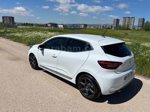 Sahibinden Renault Clio 1.0 SCe Joy 2022 Model  76.000 km Beyaz