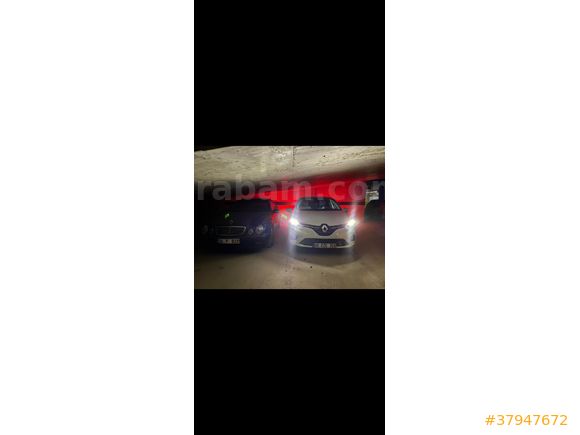 Sahibinden Renault Clio 1.0 SCe Joy 2022 Model  76.000 km Beyaz