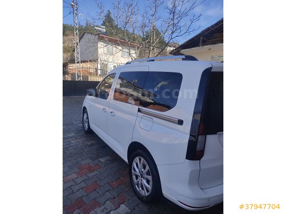 Sahibinden Ford Tourneo Connect 2.0 EcoBlue Titanium 2022 Model