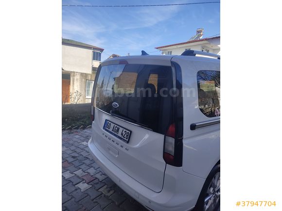 Sahibinden Ford Tourneo Connect 2.0 EcoBlue Titanium 2022 Model