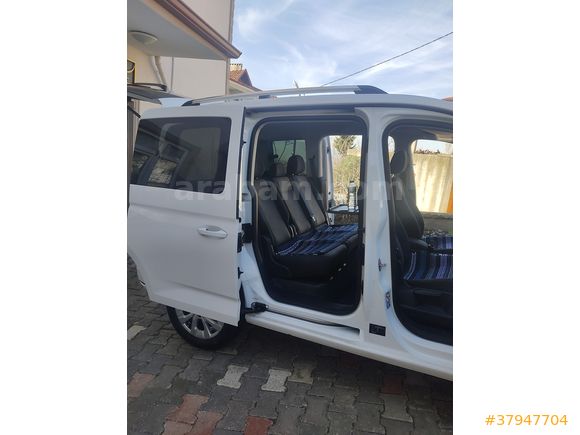 Sahibinden Ford Tourneo Connect 2.0 EcoBlue Titanium 2022 Model