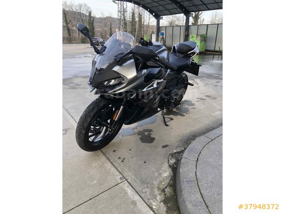 CFMOTO 250 SR 