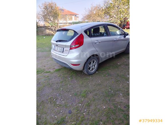 Sahibinden Ford Fiesta 1.4 TDCi Trend 2012 Model