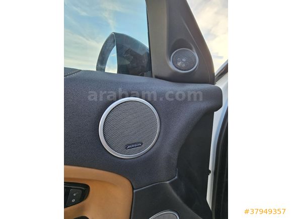 Sahibinden Land Rover Range Evoque 2.0 TD4 HSE Dynamic & Black Edition 2017 Model
