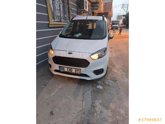 Sahibinden Ford Tourneo Courier 1.5 TDCi Delux 2020 Model