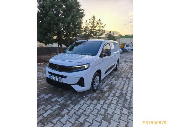 Sahibinden Opel Combo 1.5 CDTI Ultimate XL 2024 Model