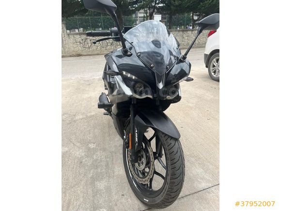 Sahibinden Bajaj Pulsar 200 RS