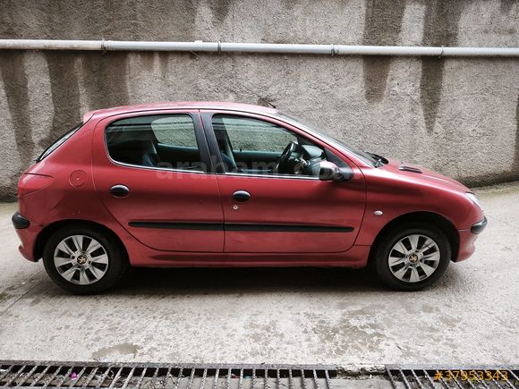 Sahibinden Peugeot 206 1.4 XT 2003 Model 