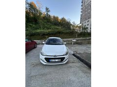 Sahibinden Hyundai i20 1.4 CRDi Elite 2016 Model  159.000 km Beyaz