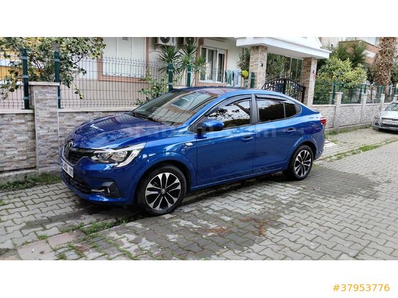 Sahibinden Renault Taliant 1.0 Tce Touch 2023Model 2024 mart ayı trafik çıkışlı 26500km Mavi (metalik)