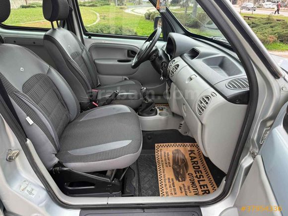 Galeriden Renault Kangoo Multix 1.5 dCi Authentique 2008 Model Samsun