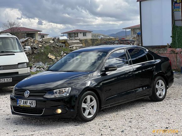 Galeriden Volkswagen Jetta 1.6 TDi Highline 2012 Model Gaziantep
