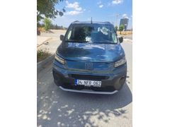 Sahibinden Fiat Doblo Combi 1.5 BlueHDi Premio 2025 Model 